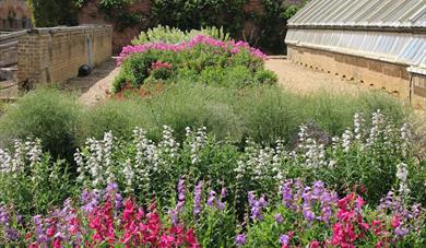 Walled Garden Walking Tour