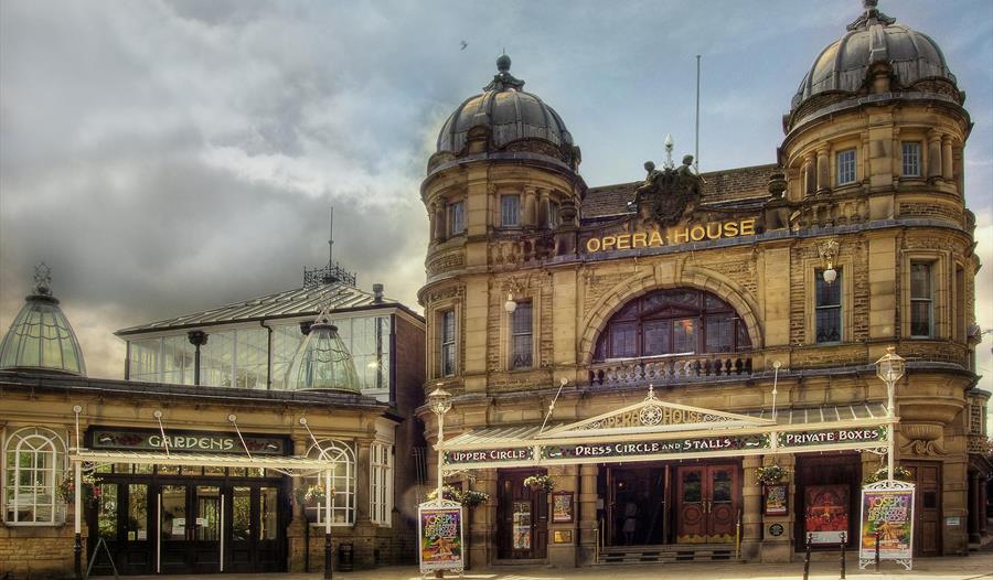 Back Stage Pass Tours at Buxton Opera House

