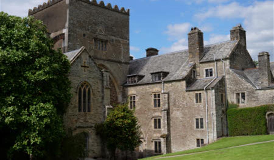 Afternoon light on the west side of Buckland Abbey