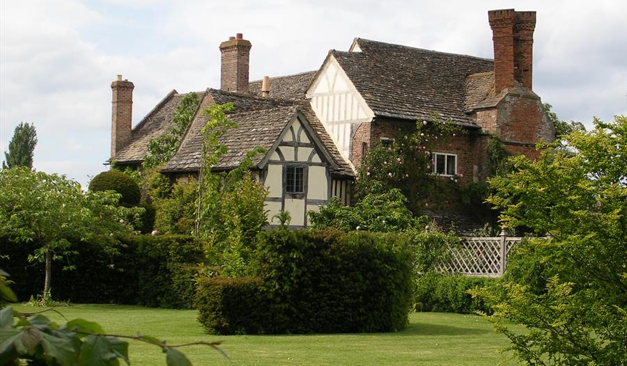 Frampton Manor Frampton on Severn Visit Heritage