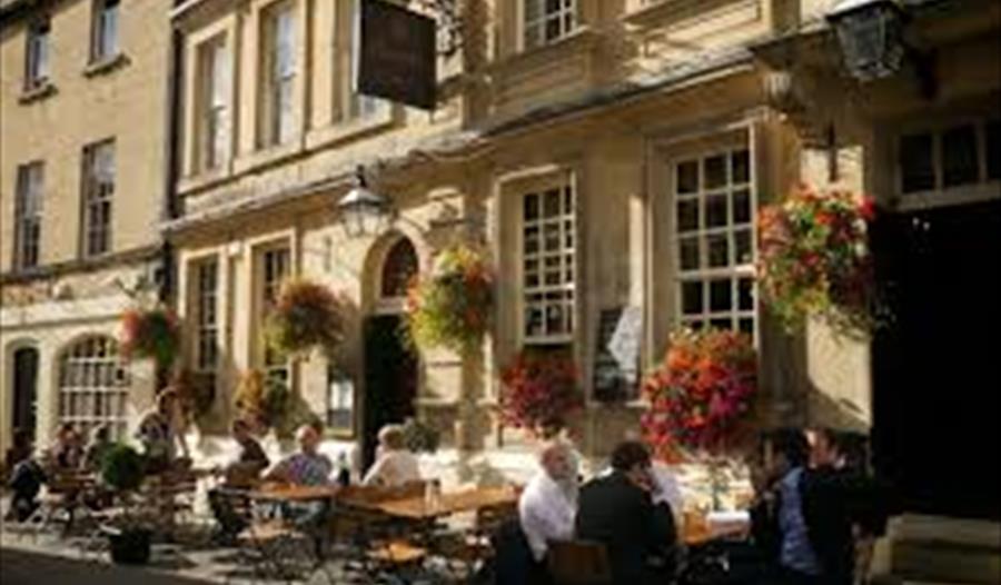 Garricks Head pub exterior