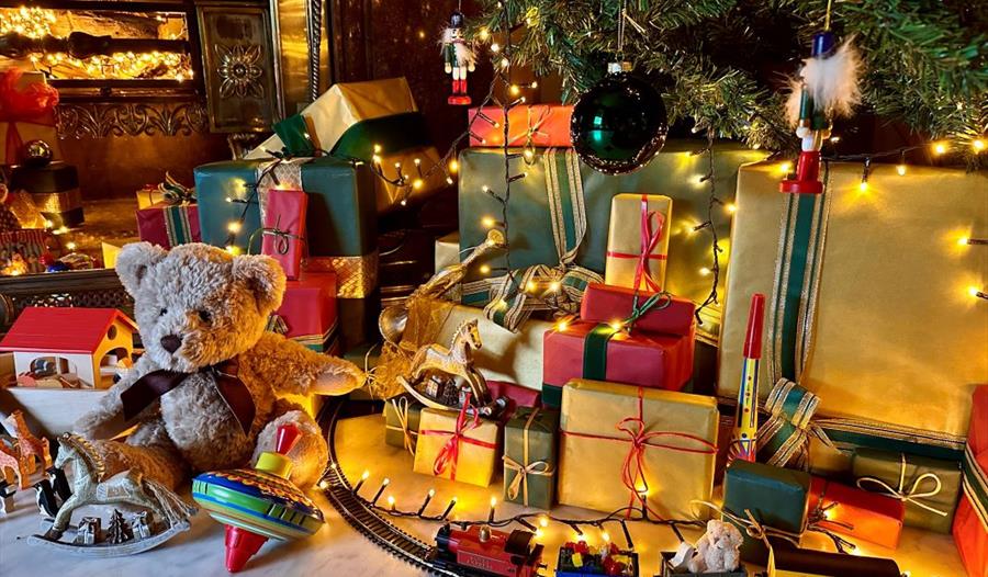 An Enchanted Christmas at Hinton Ampner