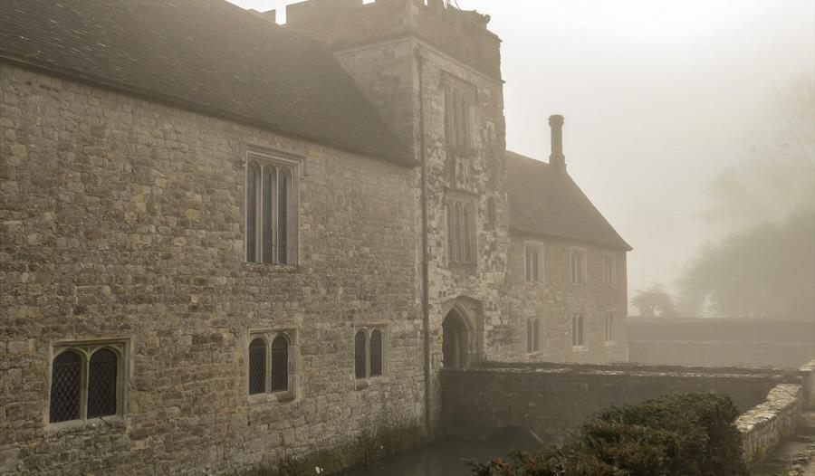 Ghosts at the Mote
