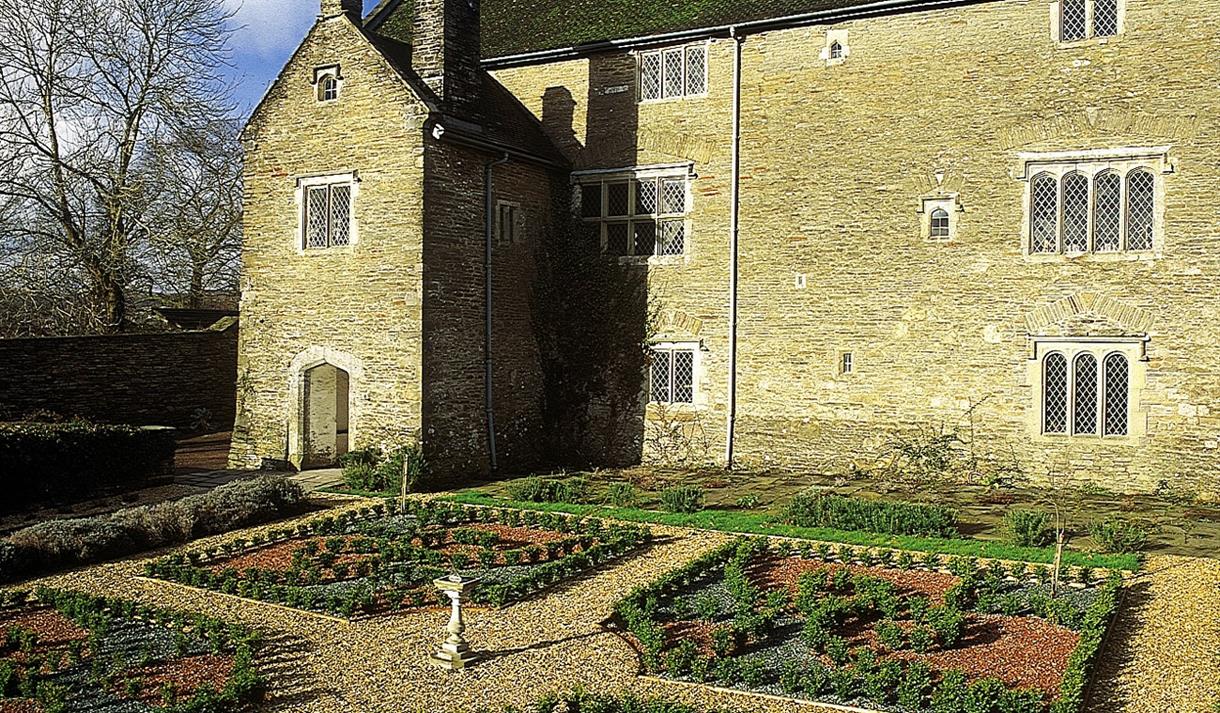 1944 -Llancaiach Fawr Manor at War