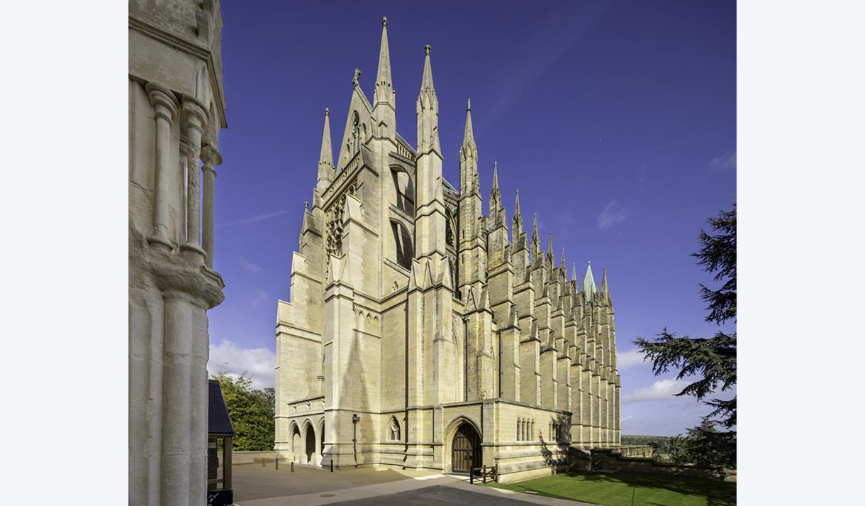 can you visit lancing college chapel