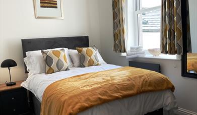 8 Clifton Terrace, Douglas, Bedroom