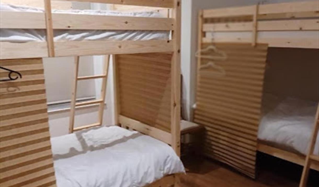 Voyage Hostel****