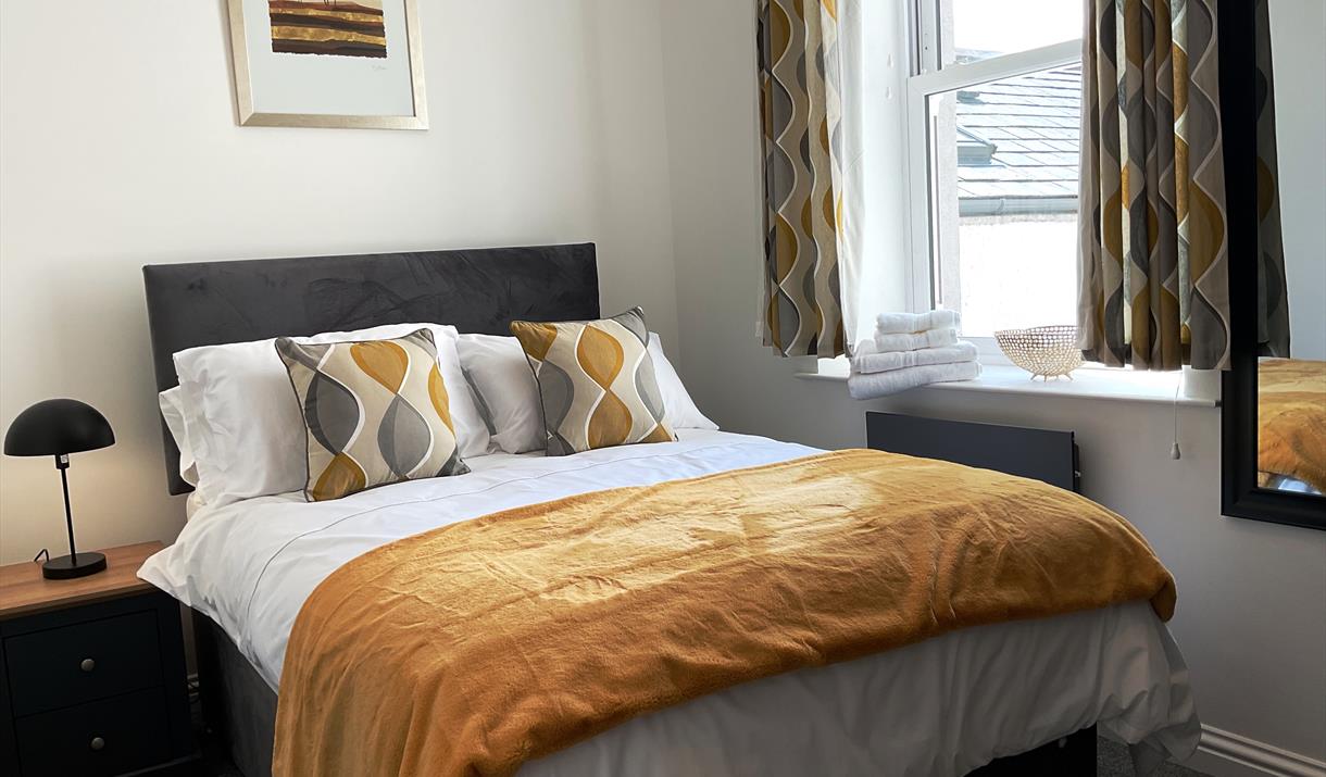8 Clifton Terrace, Douglas, Bedroom