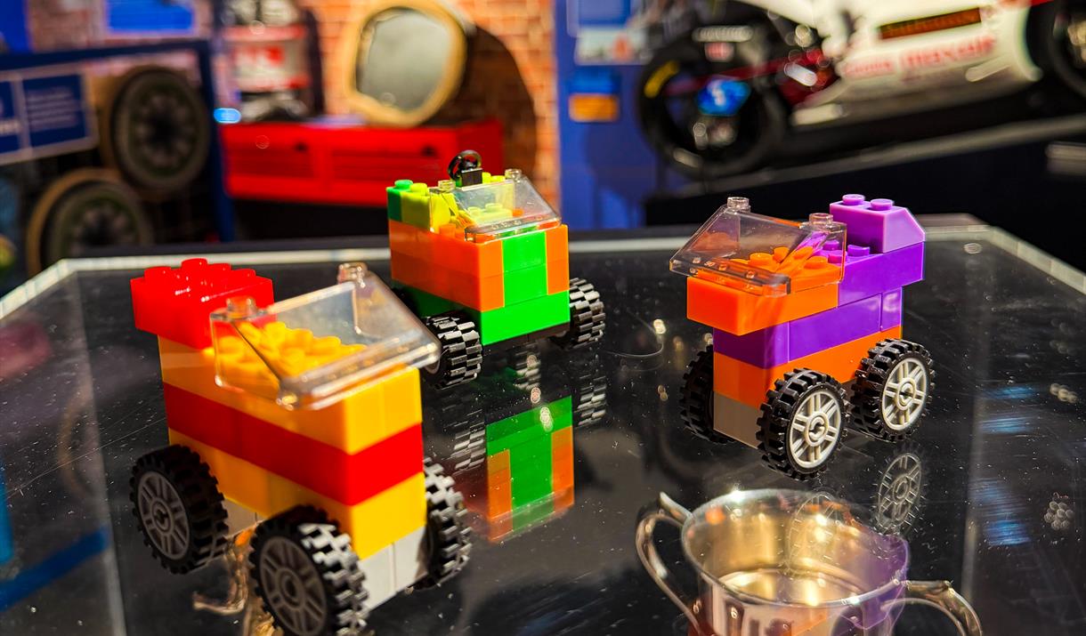 Start Your Bricks! TT LEGO® Builders