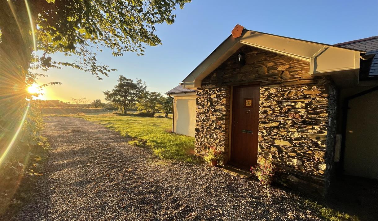 Entrance to Bumblebee cottage