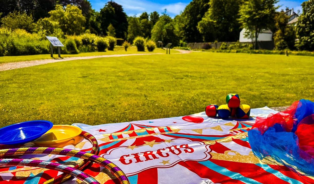 Little People's Picnic – Juggling Jamboree
