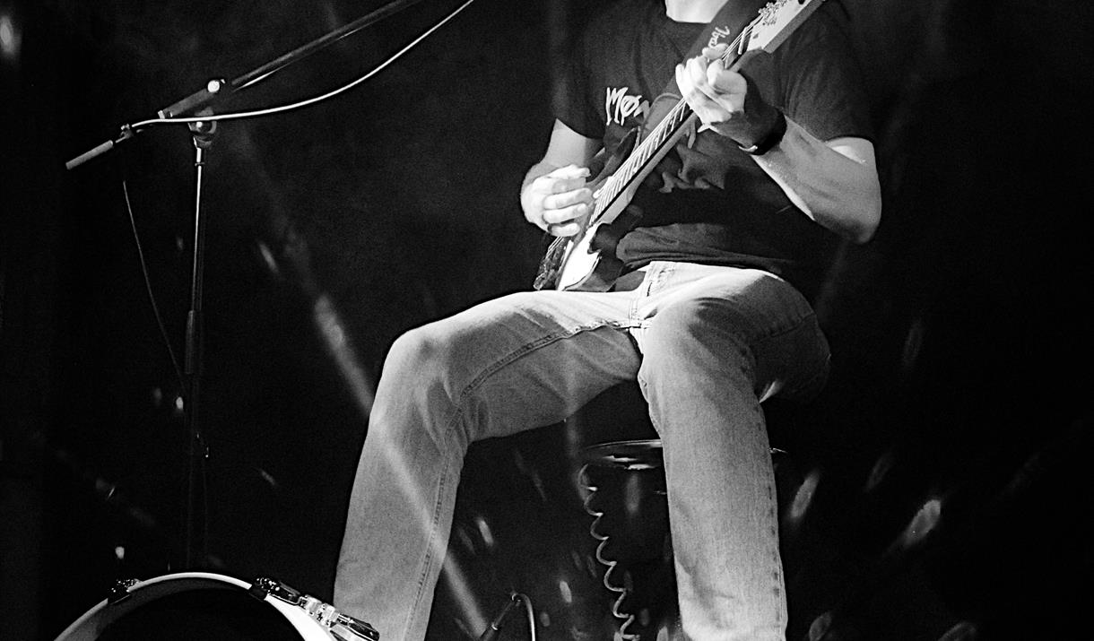 Rock'n'roll night with Shaun Banks one-man band