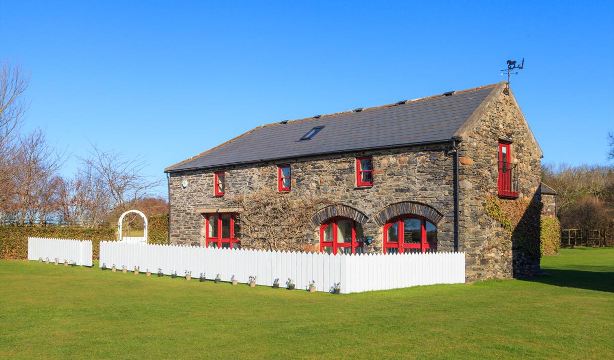 Wisteria Cottage at Berrag Farm