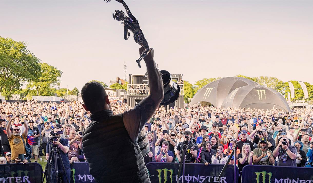TT Fan Park