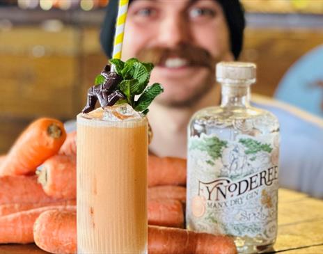 Fyn Bar & Shop Drink