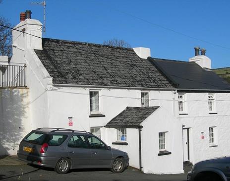 Front view of Rose Cottage