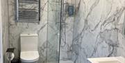Room 4 Bathroom