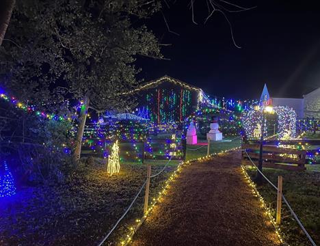 Christmas Light Extravaganza at the Home of Rest