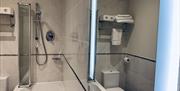 Cunard Apartments Bathroom