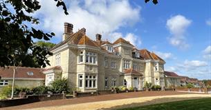 Isle of Wight, Accommodation, Self Catering, 6 Shanklin Manor, Shanklin