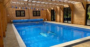 Isle of Wight, Accommodation, Self Catering, Arethus Cottage Holiday Lodges, Ryde, Indoor Pool