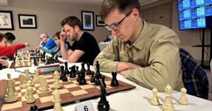 David Collyer playing in the 2024 Isle of Wight Blitz, Isle of Wight International Chess Tournament, Ryde - image credit: David Lightfoot
