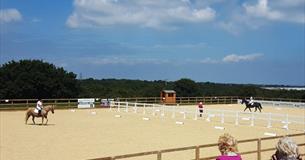 Isle of Wight, Things to Do, Island Riding Centre, Outdoor School/Arena