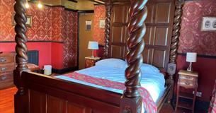 Isle of Wight, Accommodation, Hotels, Keats Green Hotel, Shanklin, Four Poster Bed
