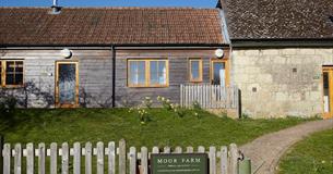Isle of Wight, Accommodation, Self catering, Moor Farm, Outside image