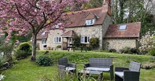 Outside view of Lisle Combe Cottage, Ventnor, Self Catering