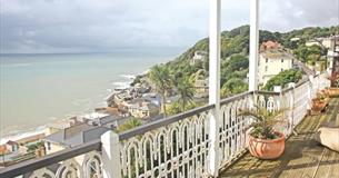 Isle of Wight, Accommodation, Seacliff, Ventnor, Sea and town views from Balcony