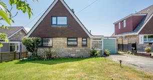 Isle of Wight, Accommodation, Self Catering, Sunset Beach, Freshwater, Front of Property