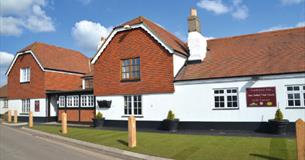 Outside view of the Chequers Inn, Isle of Wight, Eat & Drink