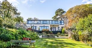 isle of Wight, Accommodation, Self Catering, The Seascape, Luccombe exterior and gardens