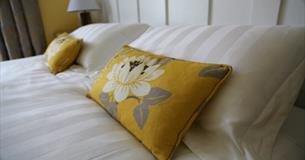 Double bed at Holly Tree House, Cowes, B&B