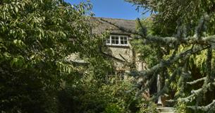 Outside view of Ward Avenue B&B Cowes, Isle of Wight