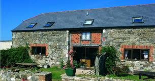 Places to Stay Isle of Wight - Grange Farm Brighstone Bay