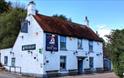 Outside view of The New Inn, Shalfleet, Isle of Wight, country pub, local produce, food & drink