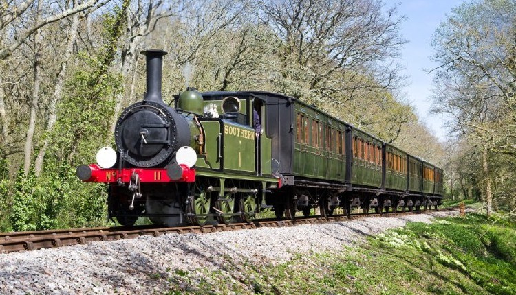 Isle of Wight Steam Railway - HAVENSTREET - Visit Isle Of Wight