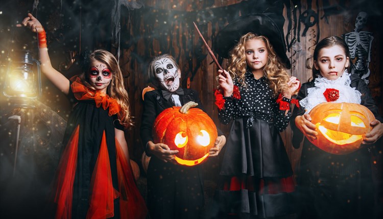Children dressed up for Halloween, Whitecliff Bay Holiday Park halloween event, family fun, children activities, Isle of Wight, event, what's on