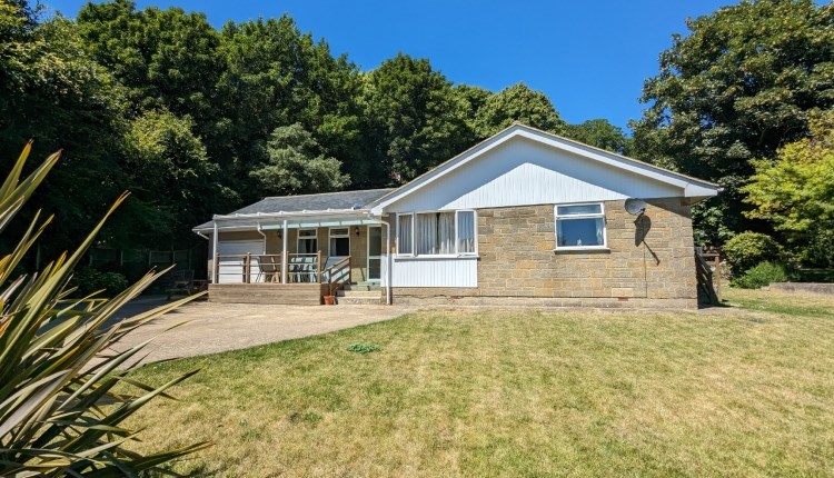 Isle of Wight, Accommodation, Self Catering, Baltija, Ventnor, Front aspect