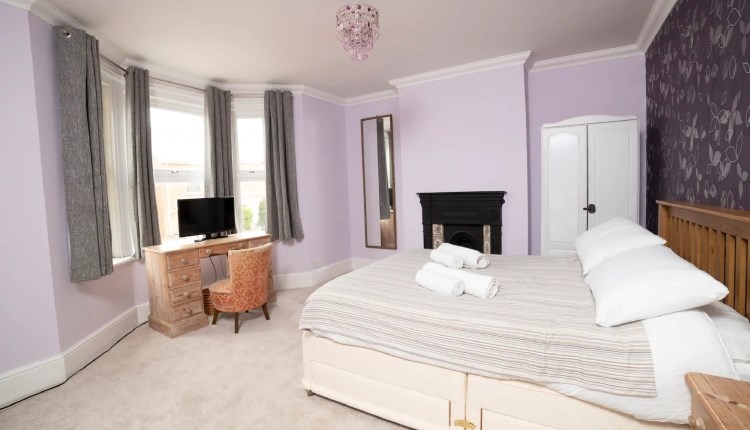 Master bedroom at Yarborough, Self Catering, East Cowes, Isle of Wight