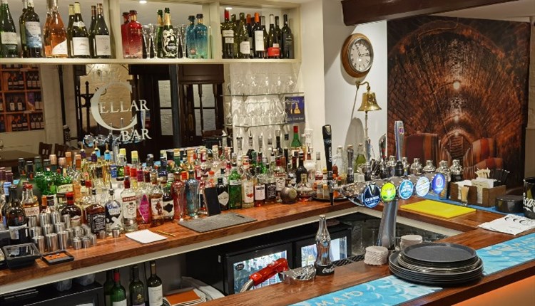 Isle of Wight, Food and Drink, The Cellar Bar, Sandown, Main Bar area