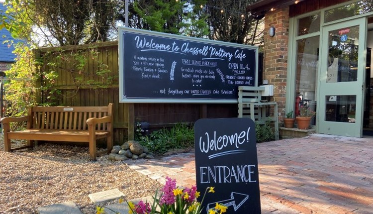 Isle of Wight, Eating Out, Chessell Pottery Cafe, Welcome Board