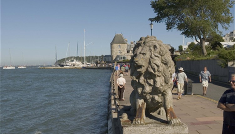 Cowes Town & East Cowes