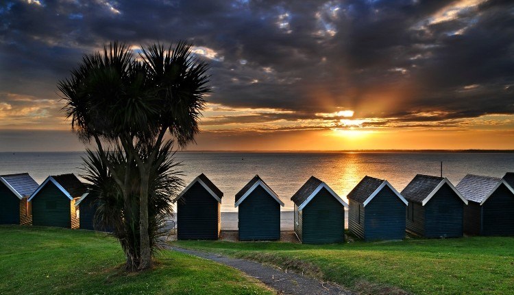 Sunset over the sea at Gurnard Beach, Isle of Wight, Things to Do