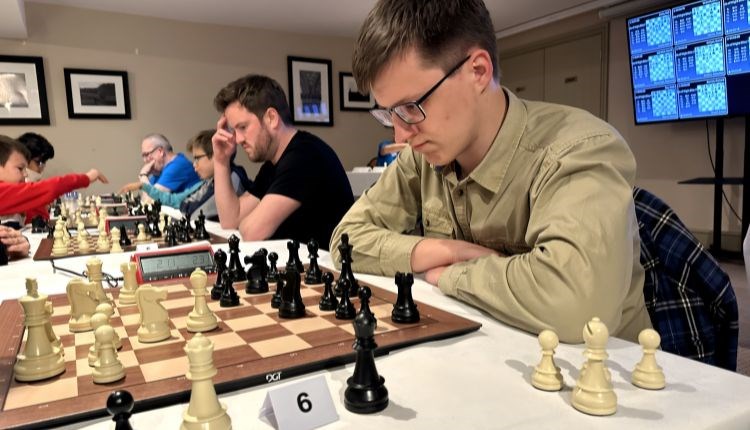 David Collyer playing in the 2024 Isle of Wight Blitz, Isle of Wight International Chess Tournament, Ryde - image credit: David Lightfoot
