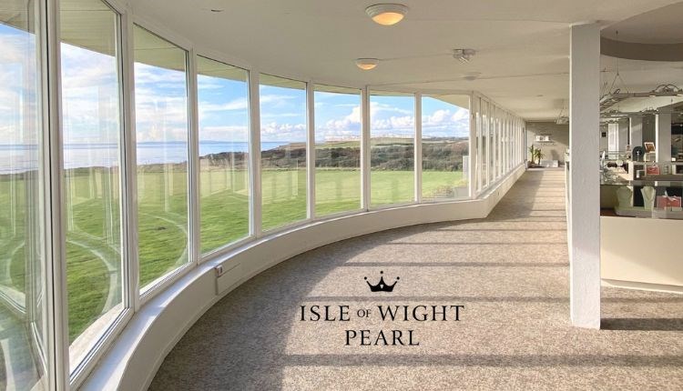 Sea views from Isle of Wight Pearl, shopping, things to do