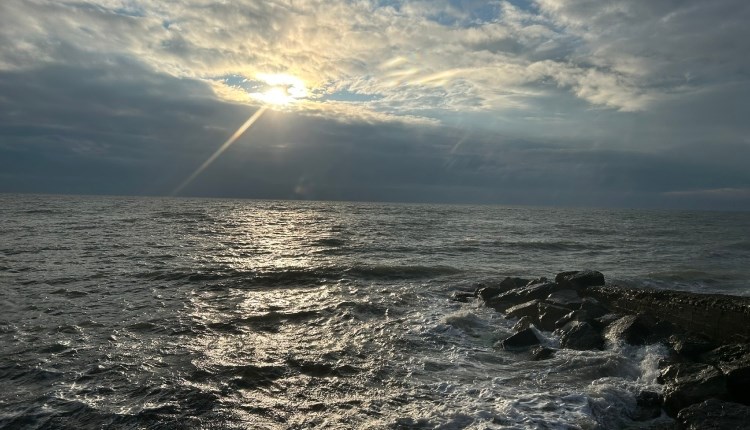 Isle of Wight, things to do, health and wellbeing, Sound and Gong Baths, Ventnor