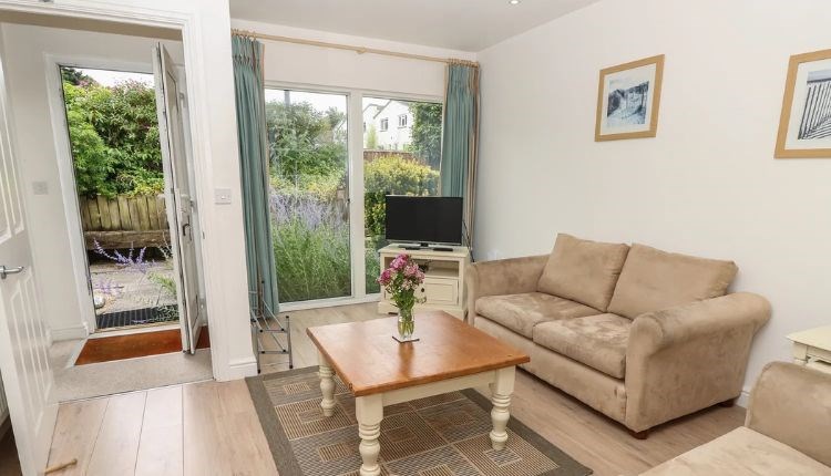 Lounge at Delaware, holiday cottage, self catering, Yarmouth, Isle of Wight